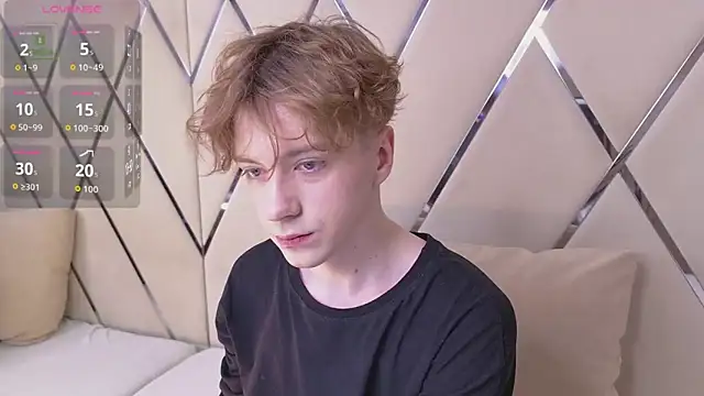 Paul Holt online show from February 15, 9:01 pm