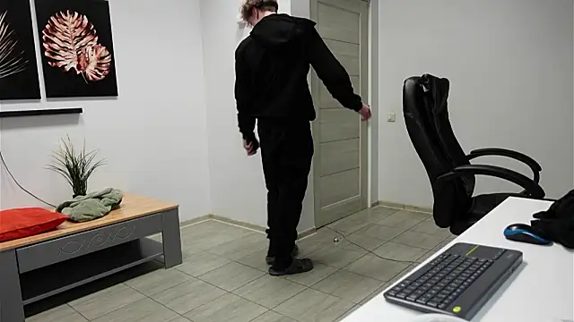 Charles Dreams online show from February 22, 11:06 pm