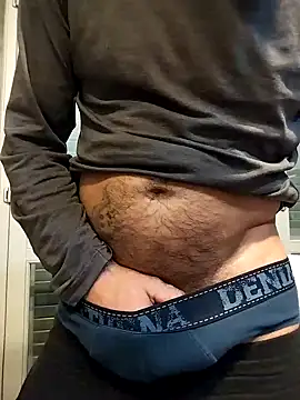 platone09 online show from November 19, 9:58 pm