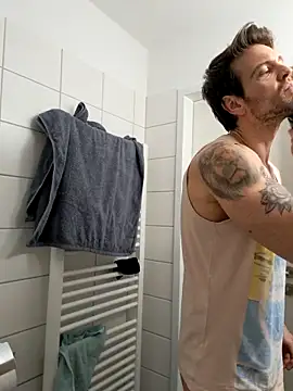 Mystery Mark online show from March 6, 9:34 pm