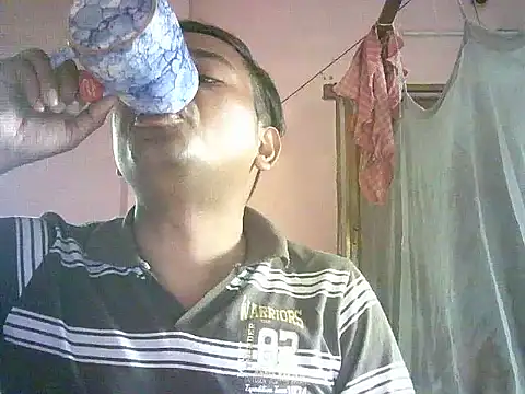 handsome12345  online show from January 14, 2:38 am