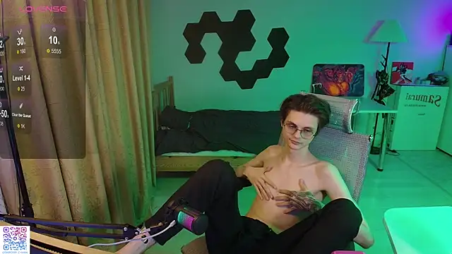 Shiromy  online show from February 22, 7:04 pm