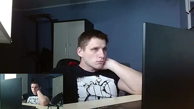 Poliglotjoe1 online show from January 18, 5:20 am