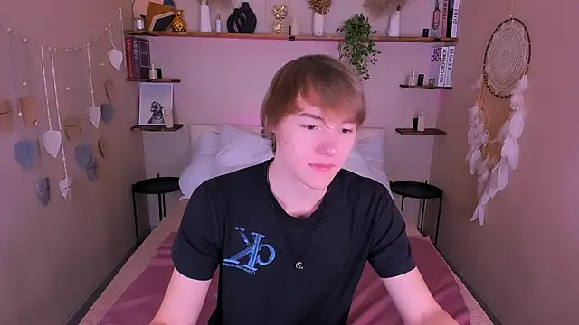 DonaldWoon online show from November 27, 12:42 pm