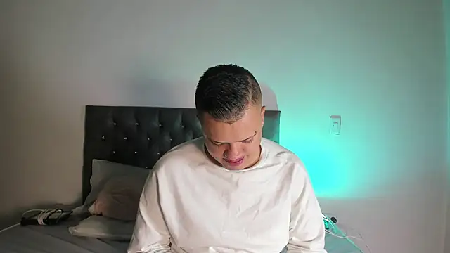 Teo Vanegass online show from November 22, 1:54 pm