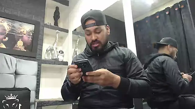 Liam hairy online show from November 29, 2:57 am