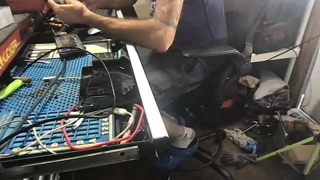 SinlessFreedom7 online show from March 23, 9:32 pm