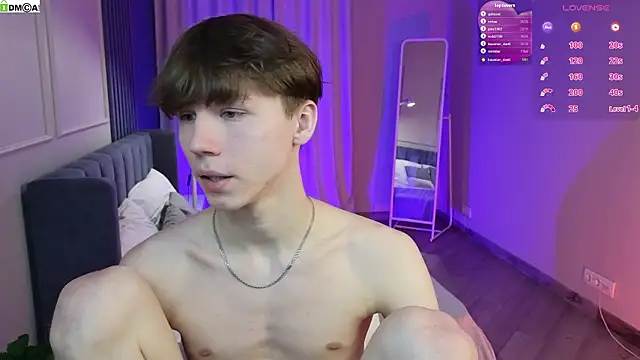 cuMte boy online show from March 8, 1:14 am