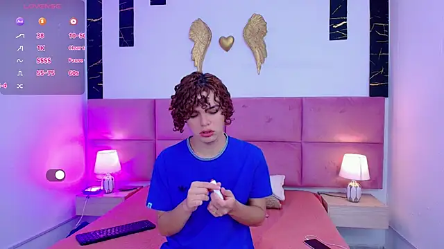 Skyee angel online show from February 18, 7:44 pm