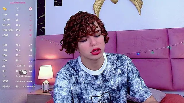 Skyee angel online show from February 6, 8:17 pm