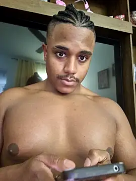 alejandromartinez18 online show from March 14, 4:03 pm