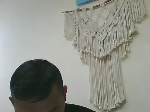 klasdjhasid online show from December 20, 12:12 pm