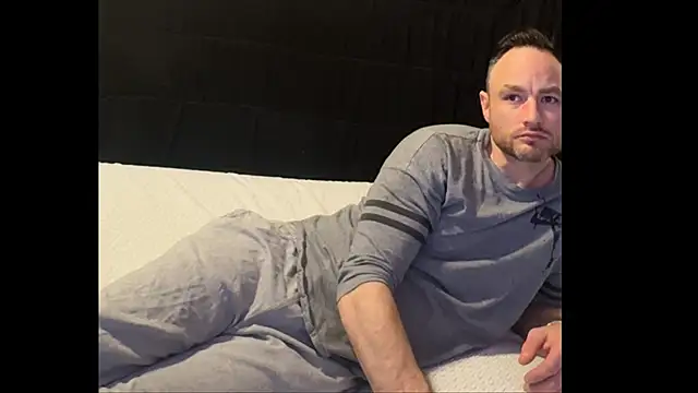 famous1tad online show from March 24, 1:49 pm