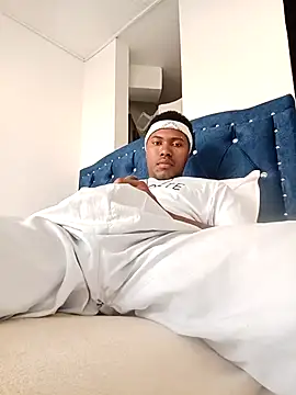 man black hot24 online show from April 27, 10:04 pm