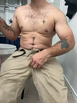 2addictivelyhorny online show from May 23, 7:14 am