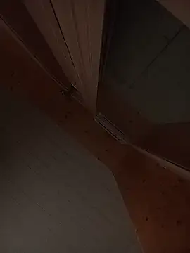 elias milo online show from January 17, 4:21 pm