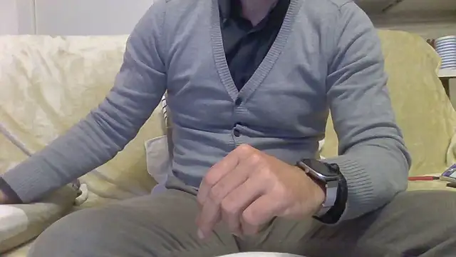 Eroshotlicker online show from April 8, 8:39 pm