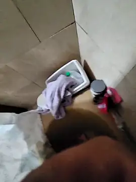 Alvarezz0202 online show from February 17, 7:46 pm