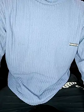 kisses-onmy-body online show from December 2, 12:08 pm