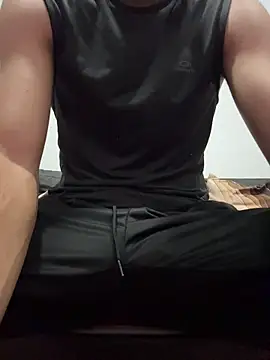 Davisuarez online show from February 25, 1:45 pm