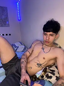 wil hot online show from December 14, 3:41 pm