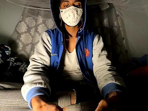 hunterboy2001 online show from November 30, 4:09 pm