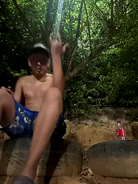 Latin boys79 online show from December 16, 6:31 am