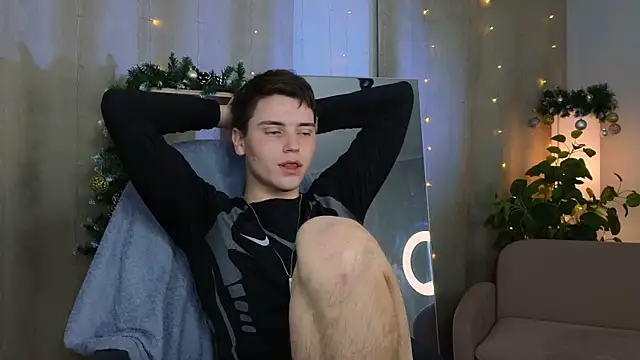 Olie Sparkle online show from December 13, 9:21 pm