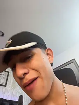 Lander Cruz online show from March 6, 8:50 pm