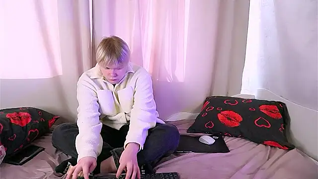 Brian Mils online show from February 22, 11:22 am