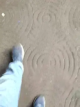 boyfromMum bai online show from January 9, 9:47 am