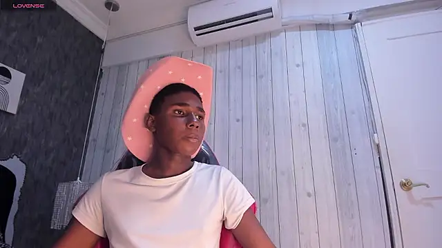 teylor lovee online show from January 11, 9:18 pm