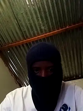 Maintee27 online show from January 15, 8:29 am