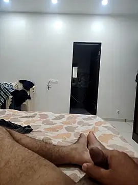 johny044 online show from March 8, 10:25 pm