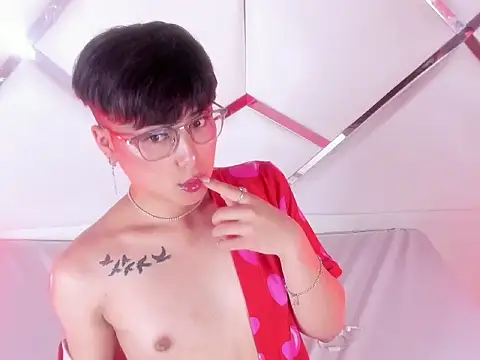 LyamMarven01 online show from December 21, 5:15 am