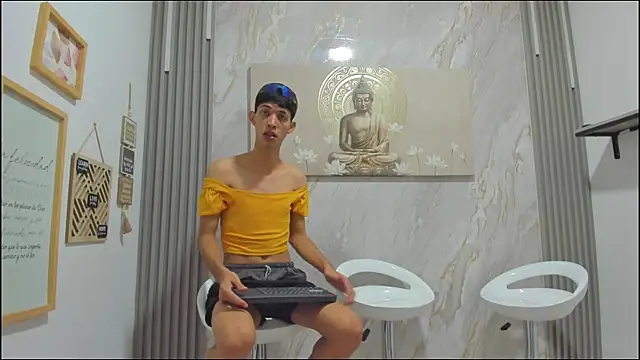 GOOD BOYS1 online show from December 14, 1:23 am