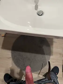 Manu1983el01 online show from February 25, 5:14 pm