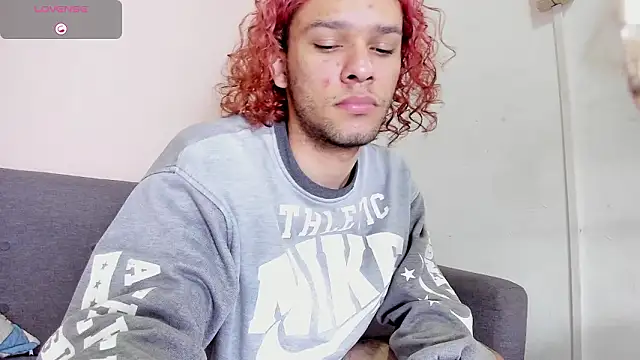 TAYSON SCOTT online show from February 6, 1:08 pm