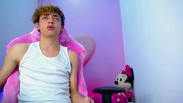 Franyerr  online show from December 15, 8:50 pm