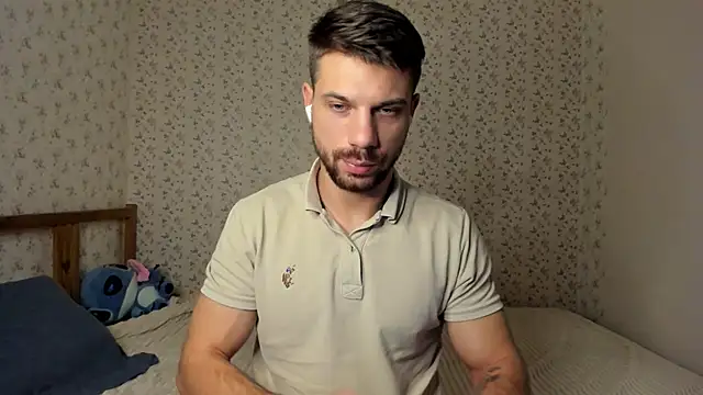 Tony Wolf online show from January 19, 2:03 am