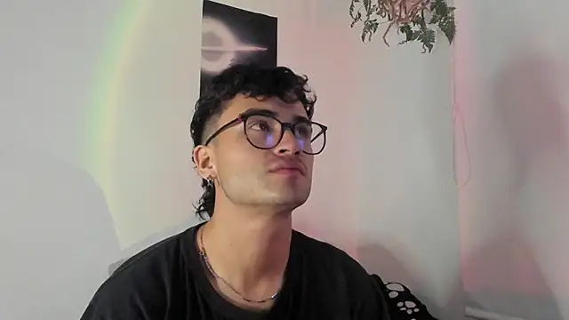 charlie dicker online show from January 7, 2:27 am