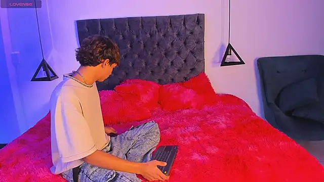 im ralff online show from December 16, 6:59 pm