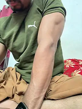 hot gym b0y online show from July 20, 6:10 pm