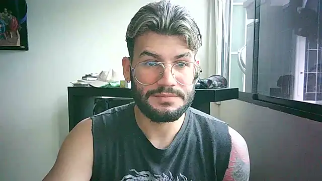 thedragonboyxxx online show from April 7, 7:14 pm