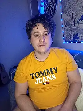 damslebambou1 online show from February 2, 11:35 pm