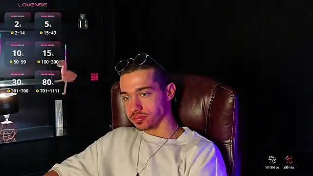 KaydenDrew online show from March 12, 5:26 am