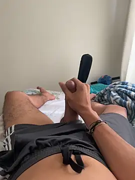 HotWhisper22 online show from January 8, 2:00 pm