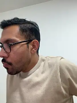 AdrianGarcia89 online show from March 28, 2:12 am