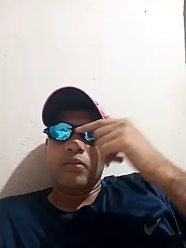 chapolinzc1 online show from December 18, 1:12 am