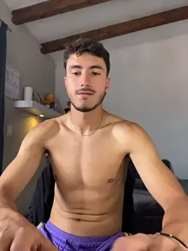 LIAM COLT online show from July 1, 7:03 pm